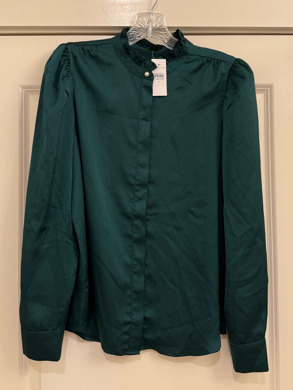 Ann Taylor Green Blouse Pearl Detail NWT 🆕